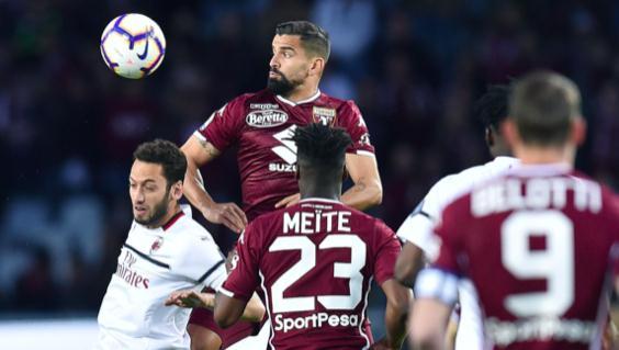 然也表现出 然也表现出